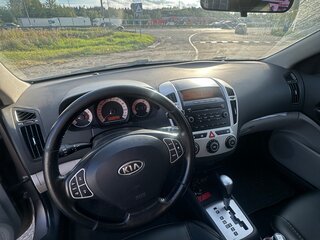 2009 Kia Ceed I, бежевый, 620000 рублей, вид 5