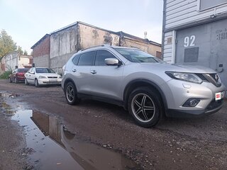2015 Nissan X-Trail III, серебристый, 1050000 рублей, вид 2