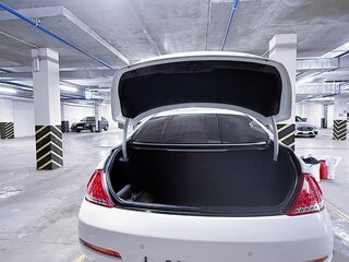 2008 BMW 6 серии 650i II (E63/E64) Рестайлинг, белый, 1650000 рублей, вид 5