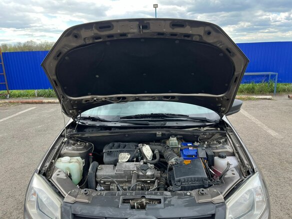 2015 Lada (ВАЗ) Granta I, коричневый, 500000 рублей - вид 6