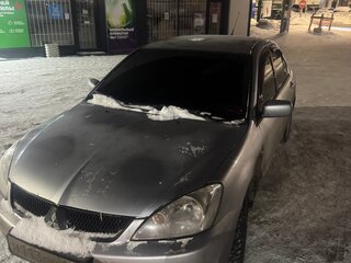 2005 Mitsubishi Lancer IX Рестайлинг, серебристый, 315000 рублей, вид 5