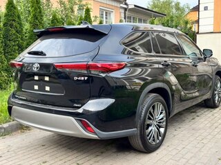 2026 Toyota Highlander IV (XU70), чёрный, 5250000 рублей, вид 1