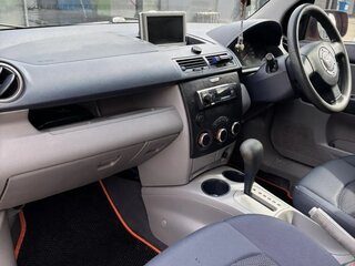 2004 Mazda Demio II (DY), оранжевый, 450000 рублей, вид 5