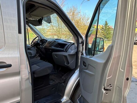 2017 Ford Transit, серебристый, 1700000 рублей - вид 8