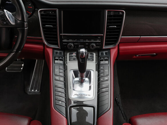 2013 Porsche Panamera GTS I Рестайлинг, красный - вид 14