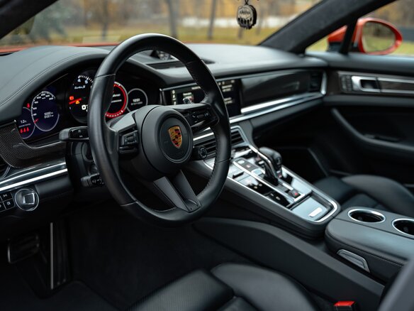 2020 Porsche Panamera Turbo S II Рестайлинг, оранжевый, 12500000 рублей - вид 12