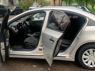 2012 Chevrolet Cruze I, серебристый, 730000 рублей, вид 4