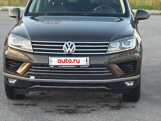 2016 Volkswagen Touareg II Рестайлинг, коричневый, 2490000 рублей, вид 2