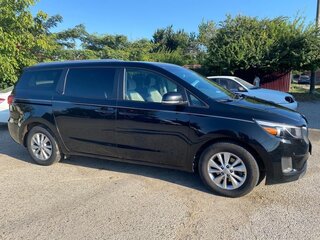 2016 Kia Sedona III, чёрный, 2400000 рублей, вид 4