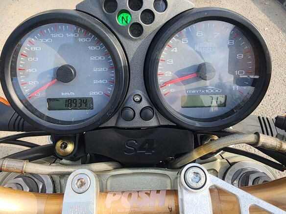 2002 Ducati Monster S4, серый, 400000 рублей - вид 9
