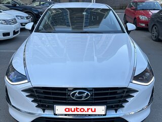 2020 Hyundai Sonata VIII (DN8), белый, 2000000 рублей, вид 4