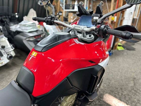 2021 Ducati Multistrada V4, красный, 2140000 рублей - вид 11