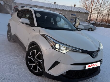2017 Toyota C-HR I, белый, 1950000 рублей, вид 1