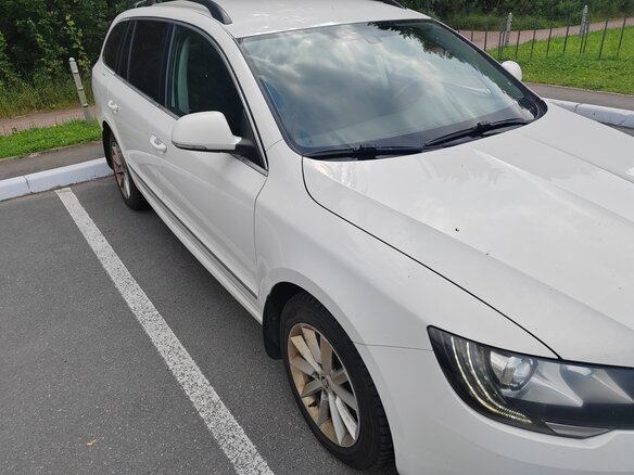 2014 Skoda Superb DSG II Рестайлинг, белый, 960000 рублей - вид 2
