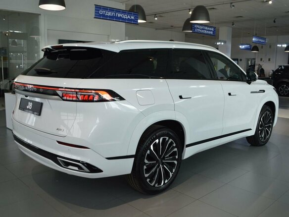 2026 Jaecoo J8, белый, 4645000 рублей - вид 4
