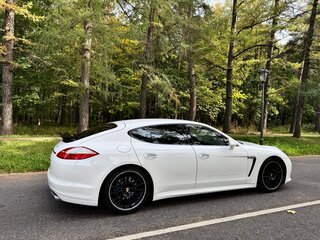 2012 Porsche Panamera 4 I, белый, 2999999 рублей, вид 5