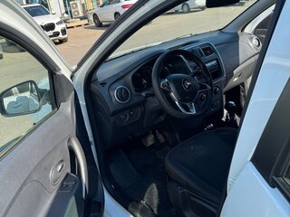 2021 Renault Logan II Рестайлинг, белый, 650000 рублей, вид 5