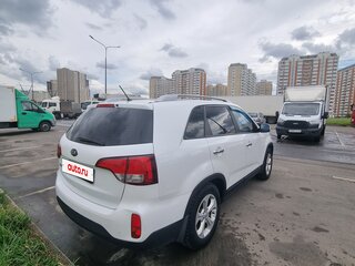 2016 Kia Sorento II Рестайлинг, белый, 1800000 рублей, вид 5