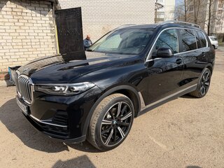 2021 BMW X7 30d I (G07), чёрный, 8990000 рублей, вид 2