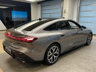 2026 Audi A5 L Sportback III (B10), серый, 6190000 рублей, вид 4