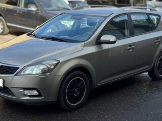 2010 Kia Ceed I Рестайлинг, серебристый, 430000 рублей, вид 1
