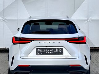 2022 Lexus NX 350 II, белый, 6100000 рублей, вид 5