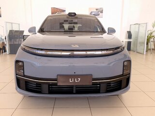 2026 Li Auto (Lixiang) L7 52.3 kWh I Рестайлинг, серый, 10690000 рублей, вид 3