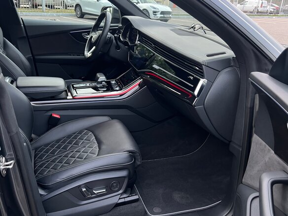 2019 Audi Q8 55 TFSI I (4M), серый, 6100000 рублей - вид 16