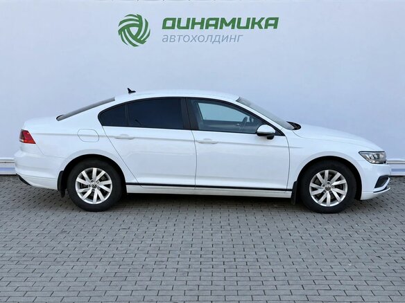 2021 Volkswagen Passat B8 Рестайлинг, белый, 2390000 рублей - вид 3