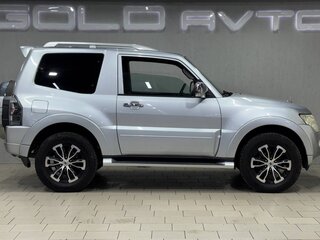 2008 Mitsubishi Pajero IV, серый, 1850000 рублей, вид 4