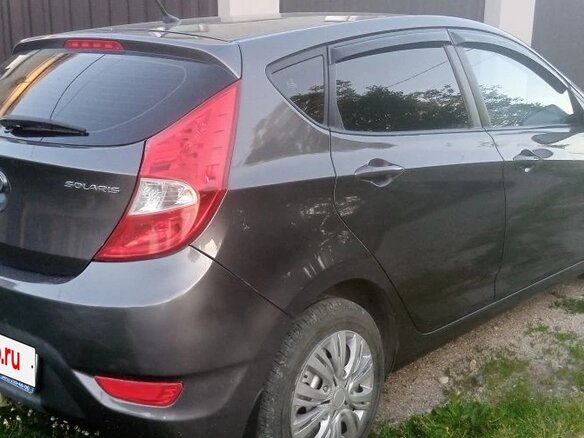 2014 Hyundai Solaris I, серый, 950000 рублей - вид 6