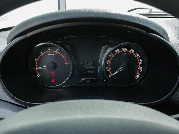 2024 Lada (ВАЗ) Granta I Рестайлинг, серый, 740000 рублей - вид 14