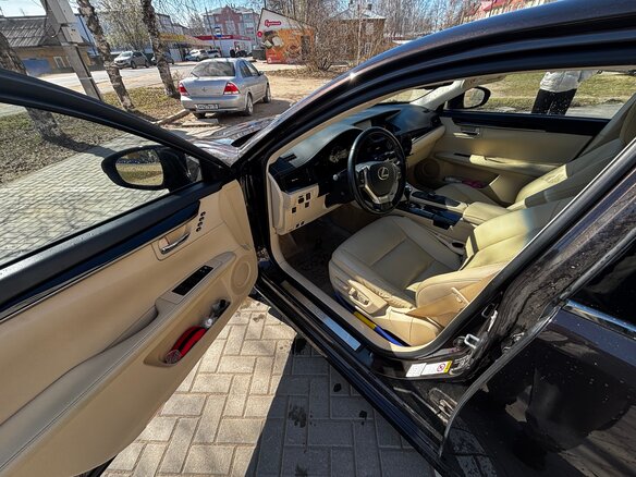 2015 Lexus ES 250 VI, коричневый, 2500000 рублей - вид 12