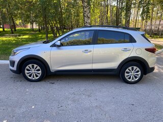 2020 Kia Rio X-Line IV, серебристый, 1599000 рублей, вид 5