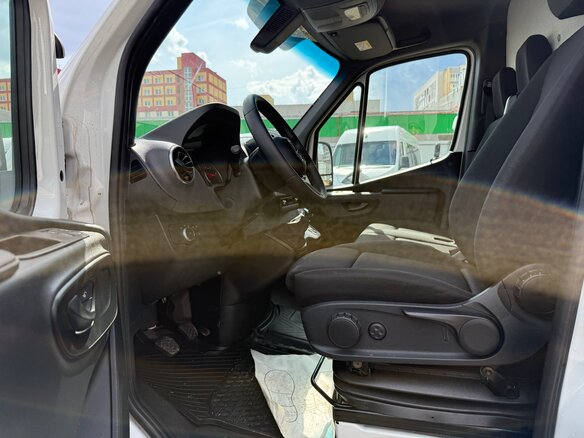 2025 Mercedes-Benz Sprinter, белый, 12900000 рублей - вид 14