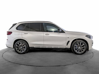 2021 BMW X5 30d IV (G05/G18), белый, 6900000 рублей, вид 4