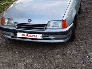 1991 Opel Kadett 5-speed E Рестайлинг, серебристый, 150000 рублей, вид 2