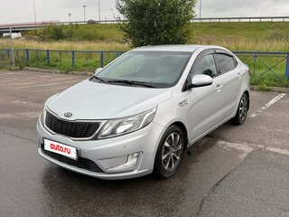 2012 Kia Rio 4-speed III, серебристый, 800000 рублей, вид 1