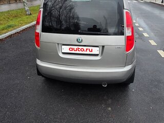 2011 Skoda Roomster I Рестайлинг, серый, 730000 рублей, вид 3