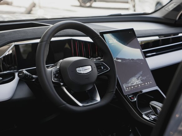 2026 Geely Atlas II, синий, 4078840 рублей - вид 17