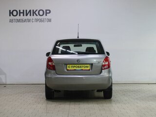 2010 Skoda Fabia II Рестайлинг, серый, 359000 рублей, вид 4