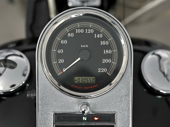 2008 Harley-Davidson Fat Boy, чёрный, 899000 рублей - вид 8