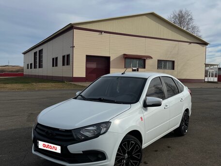 2023 Lada (ВАЗ) Granta I Рестайлинг, белый, 790000 рублей, вид 1