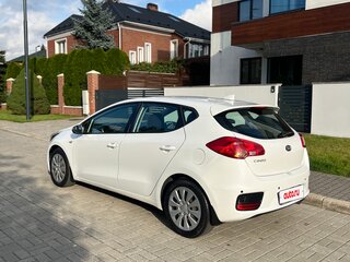 2018 Kia Ceed II Рестайлинг, белый, 1330000 рублей, вид 4