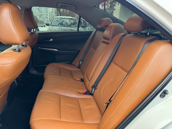 2017 Toyota Camry VII (XV50) Рестайлинг 2, белый, 2100000 рублей - вид 14