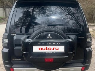 2012 Mitsubishi Pajero IV Рестайлинг 1, чёрный, 2050000 рублей, вид 4