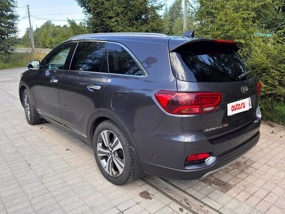 2018 Kia Sorento III Prime Рестайлинг, серый, 2790000 рублей - вид 3