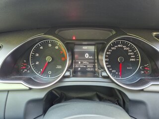 2011 Audi A5 I (8T) Рестайлинг, белый, 1185000 рублей, вид 5