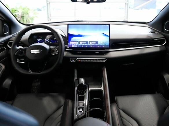 2026 Geely Coolray I Рестайлинг 2, белый, 2774990 рублей - вид 13