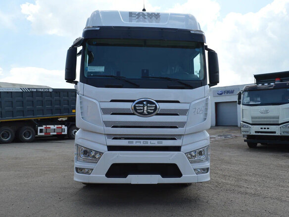 2024 FAW J7, белый, 8500000 рублей - вид 1